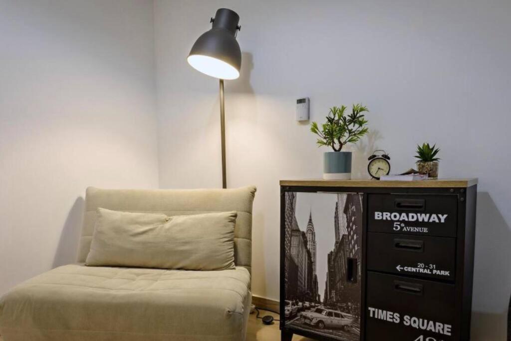 One Downtown Apartment ซาเกร็บ ภายนอก รูปภาพ